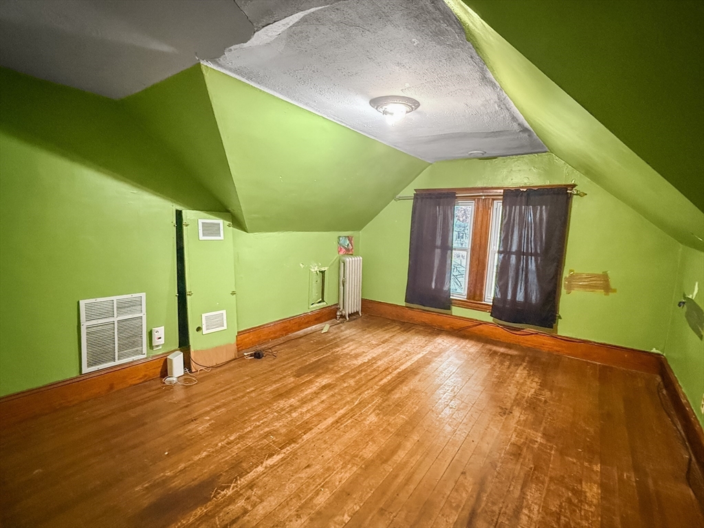 Lawrence, Massachusetts, 01841, United States, 8 Bedrooms Bedrooms, ,3 BathroomsBathrooms,Residential,For Sale,1992147