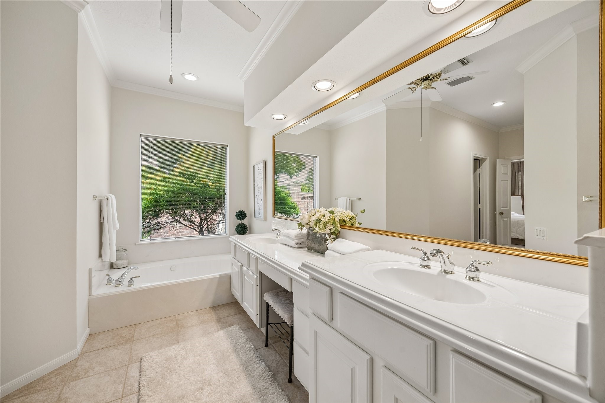  13814 Aspen Cove Drive - 物件實景