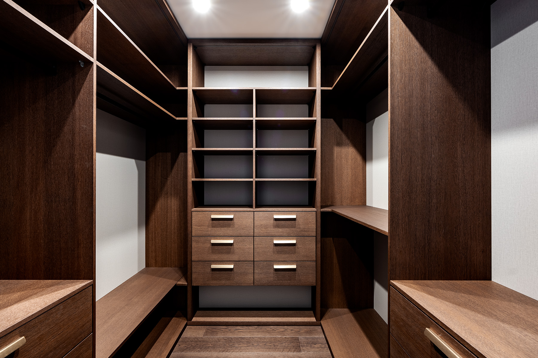  Elegant Apartment in a Modern Classic Style, Bratislaba I – Old Town, ID: 0424 - 物件實景