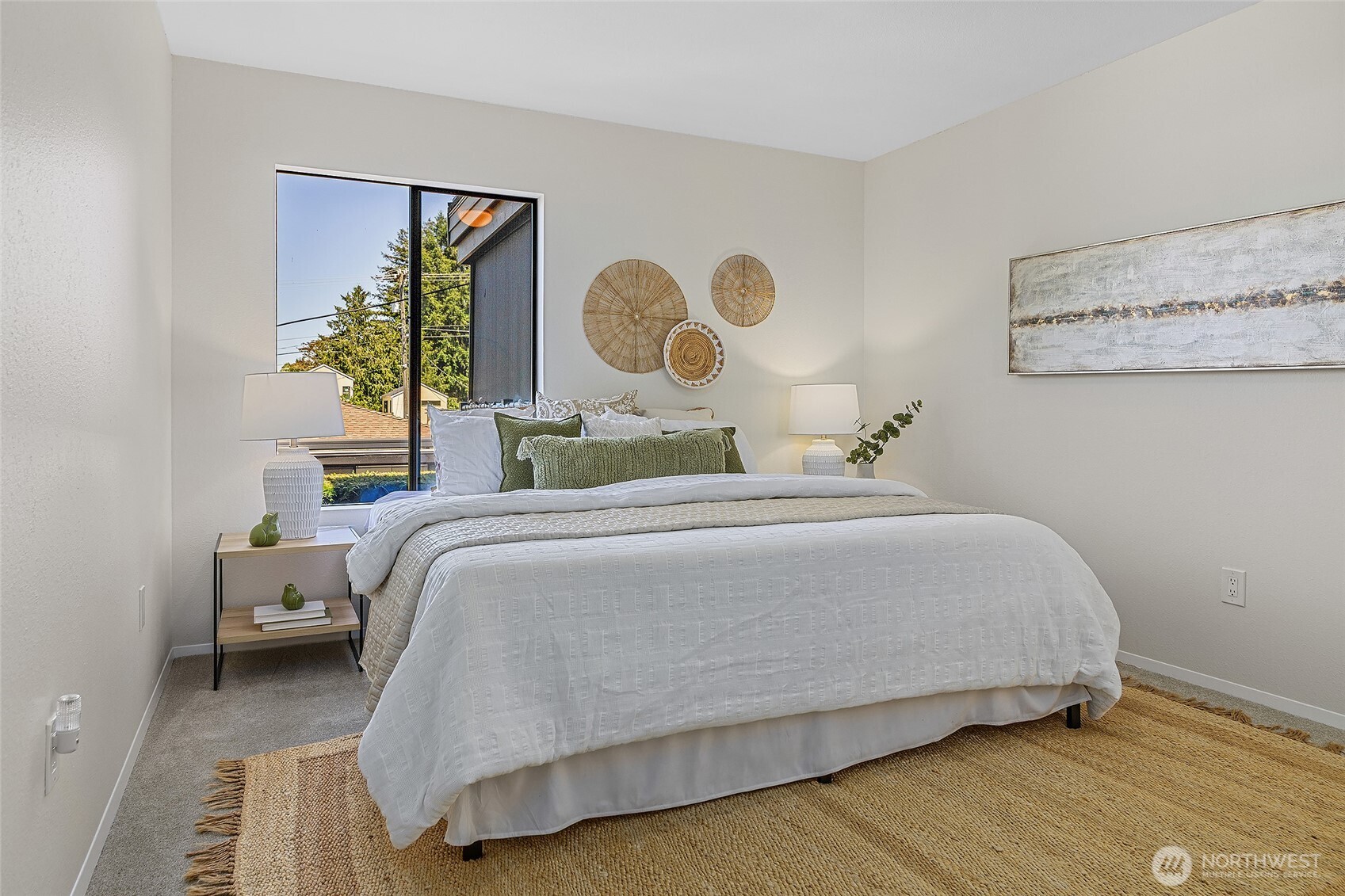 Seattle, Washington, 98199, United States, 2 Bedrooms Bedrooms, ,2 BathroomsBathrooms,Residential,For Sale,1848427