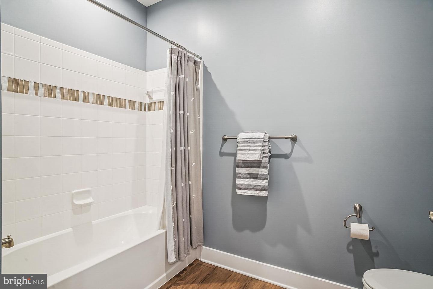 Chester, Maryland, 21619, United States, 2 Bedrooms Bedrooms, ,3 BathroomsBathrooms,Residential,For Sale,1968949