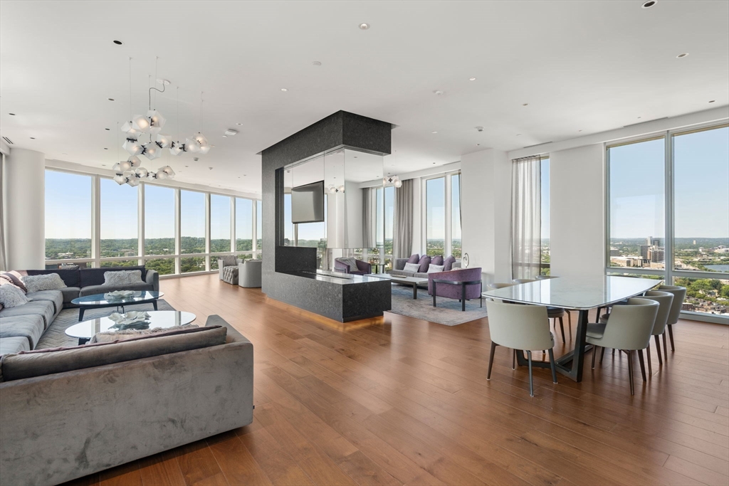 Boston, Massachusetts, 02215, United States, 1 Bedroom Bedrooms, ,1 BathroomBathrooms,Residential,For Sale,1938764