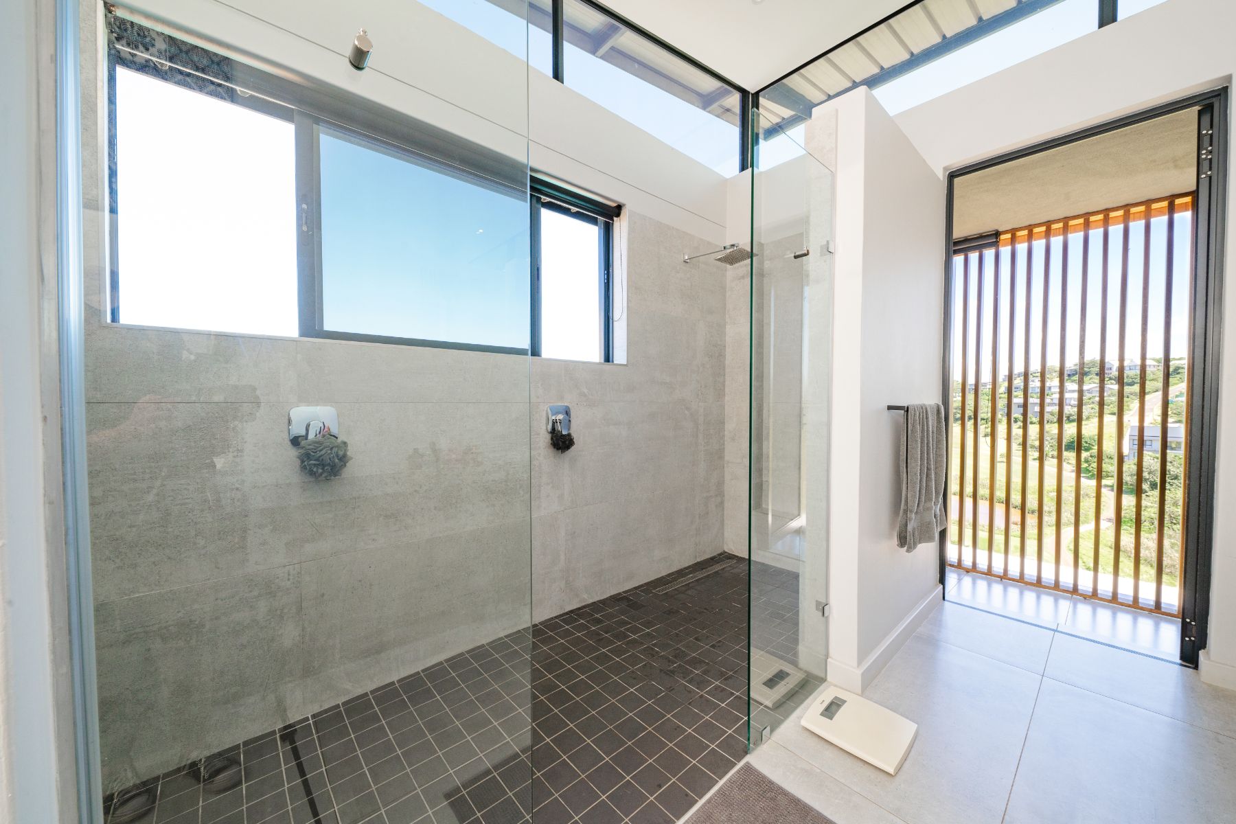  6 Bedroom Family Residence in Simbithi Eco Estate, Ballito - 物件實景