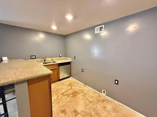 Spring Valley, California, 91977, United States, 5 Bedrooms Bedrooms, ,4 BathroomsBathrooms,Residential,For Sale,1924157