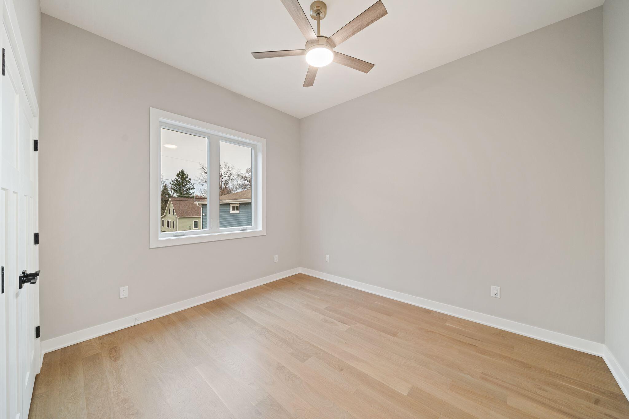 Burlington, Wisconsin, 53105, United States, 6 Bedrooms Bedrooms, ,4 BathroomsBathrooms,Residential,For Sale,2003027