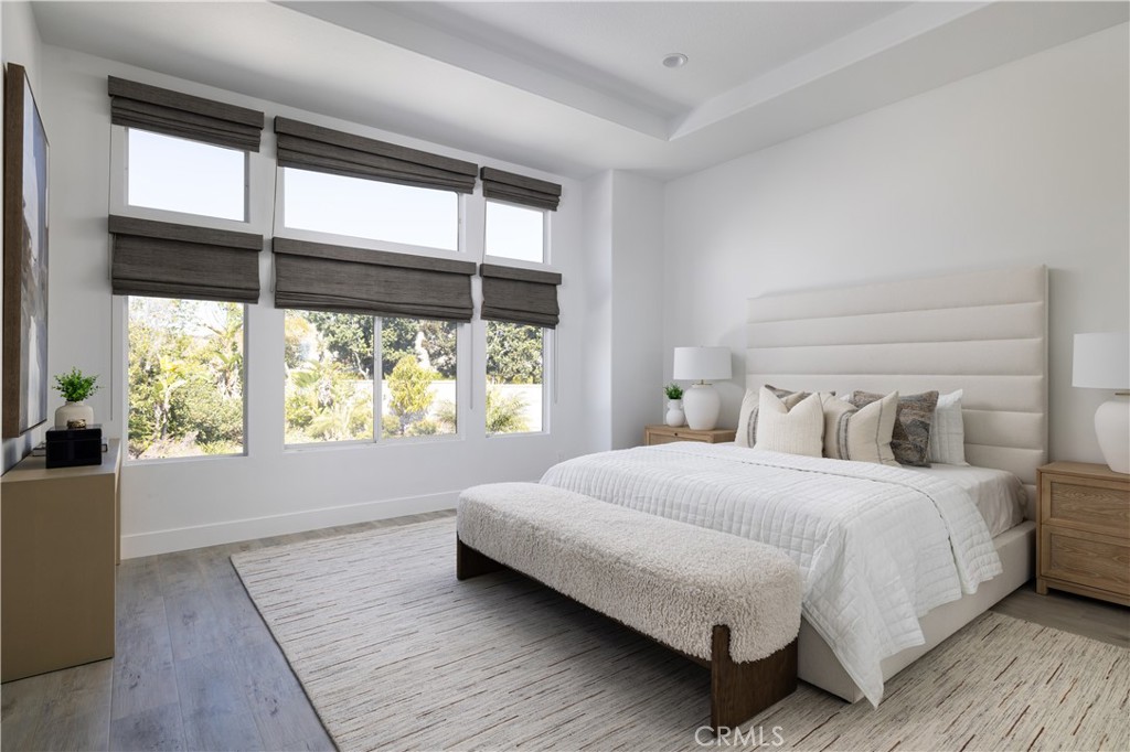 Huntington Beach, California, 92648, United States, 5 Bedrooms Bedrooms, ,1 BathroomBathrooms,Residential,For Sale,1732032