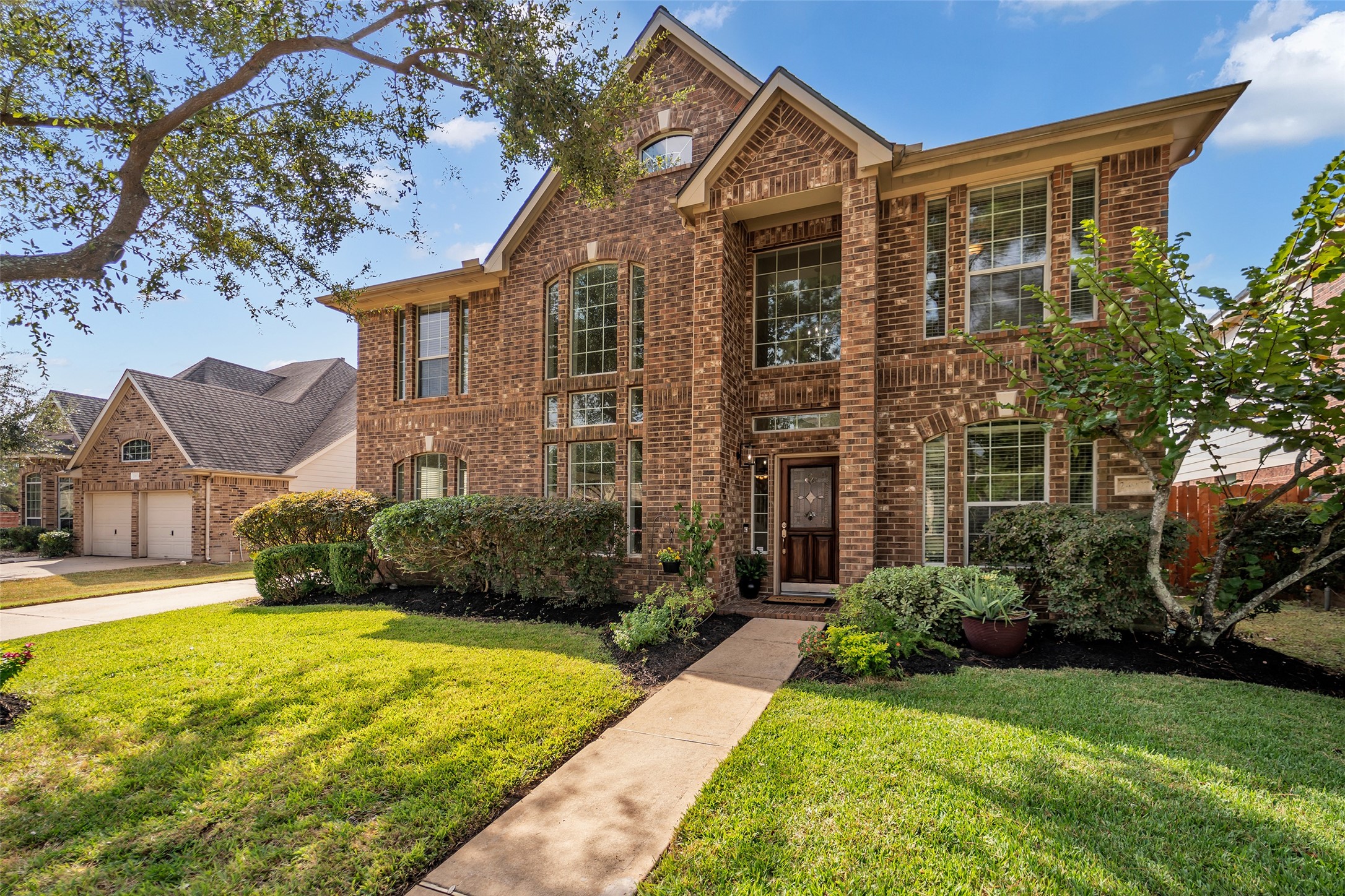 Katy, Texas, 77494, United States, 5 Bedrooms Bedrooms, ,4 BathroomsBathrooms,Residential,For Sale,1971356