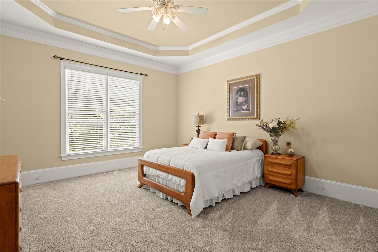 Carrollton, Georgia, 30116, United States, 6 Bedrooms Bedrooms, ,5 BathroomsBathrooms,Residential,For Sale,1893657