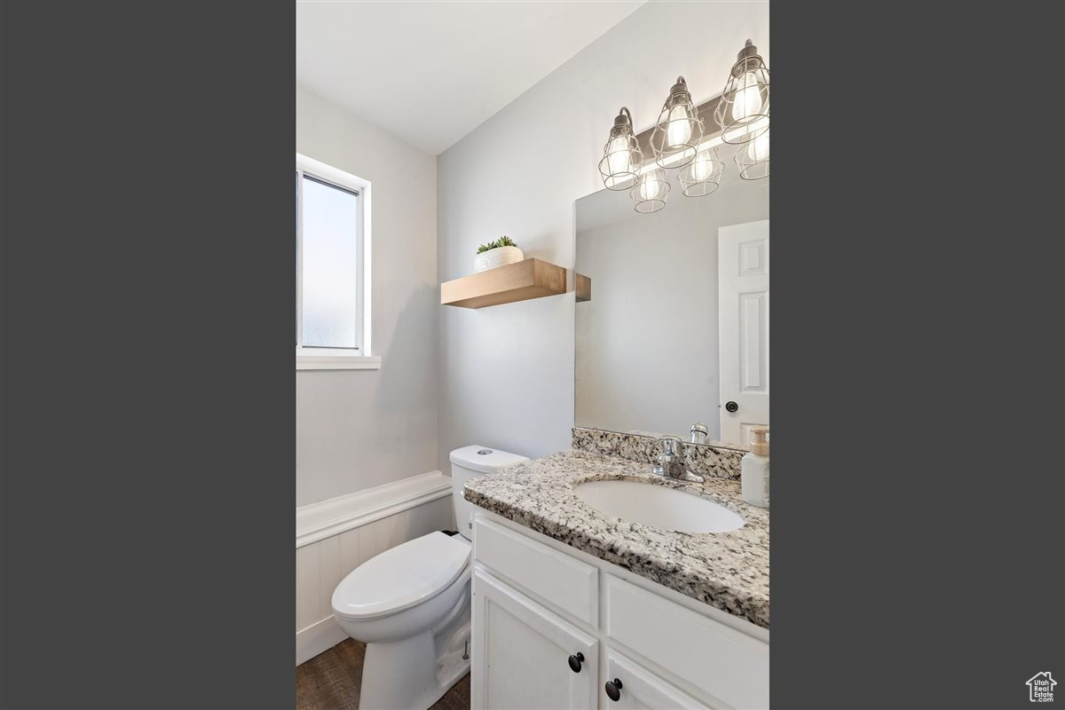 Kaysville, Utah, 84037, United States, 4 Bedrooms Bedrooms, ,3 BathroomsBathrooms,Residential,For Sale,1941718