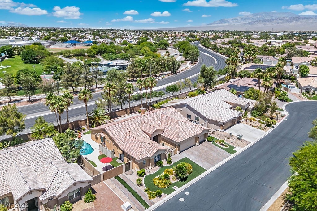 Las Vegas, Nevada, 89131, United States, 3 Bedrooms Bedrooms, ,2 BathroomsBathrooms,Residential,For Sale,2009747