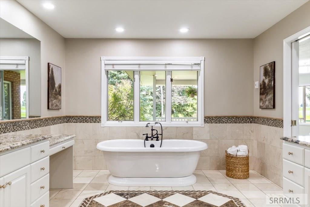 REXBURG, Idaho, 83440, United States, 6 Bedrooms Bedrooms, ,4 BathroomsBathrooms,Residential,For Sale,1981998