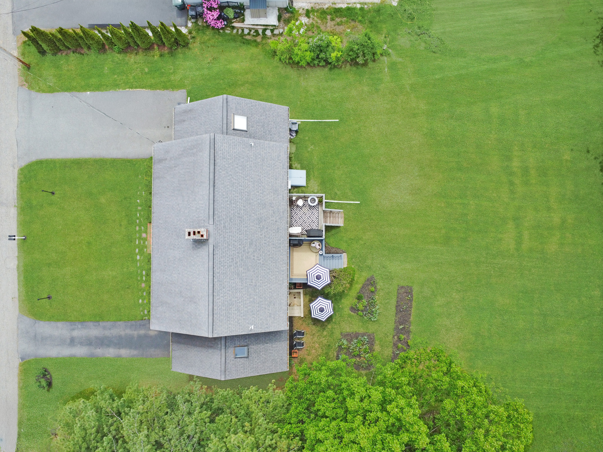 North Andover, Massachusetts, 01845, United States, 2 Bedrooms Bedrooms, ,2 BathroomsBathrooms,Residential,For Sale,2048413