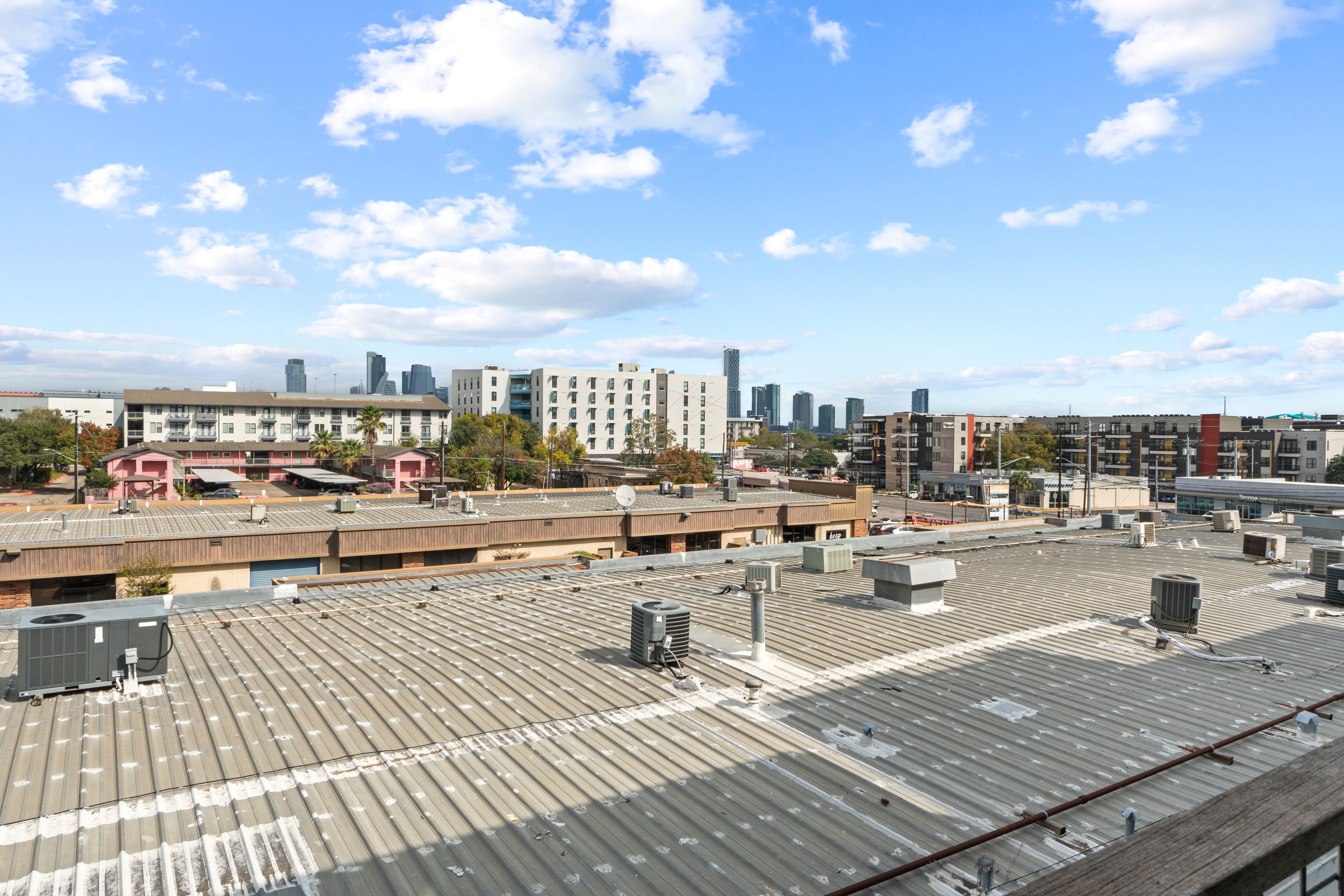  Prime Location with Skyline View - 物件實景