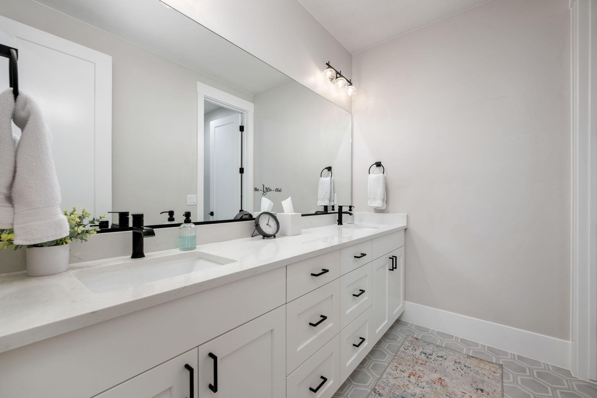 Washington, Utah, 84780, United States, 4 Bedrooms Bedrooms, ,2 BathroomsBathrooms,Residential,For Sale,2005591