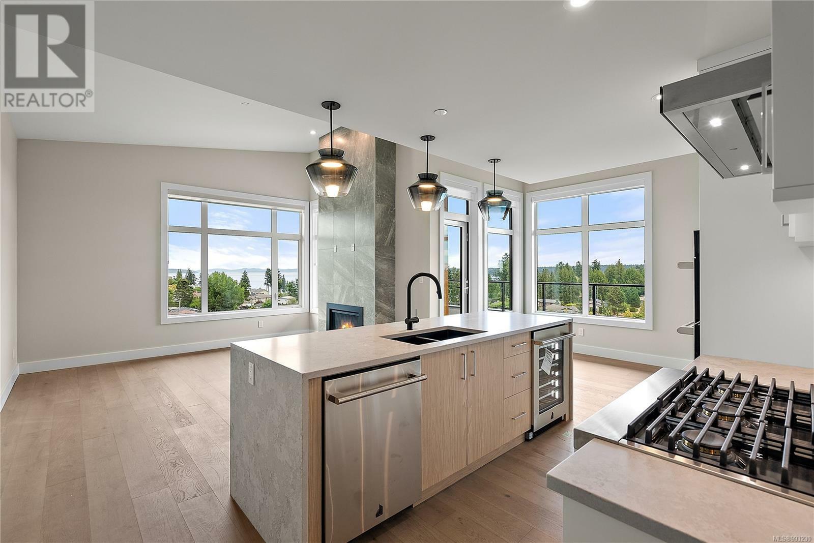 CENTRAL SAANICH, British Columbia, V8M 0B9, CA, 2 Bedrooms Bedrooms, ,2 BathroomsBathrooms,Residential,For Sale,1873986