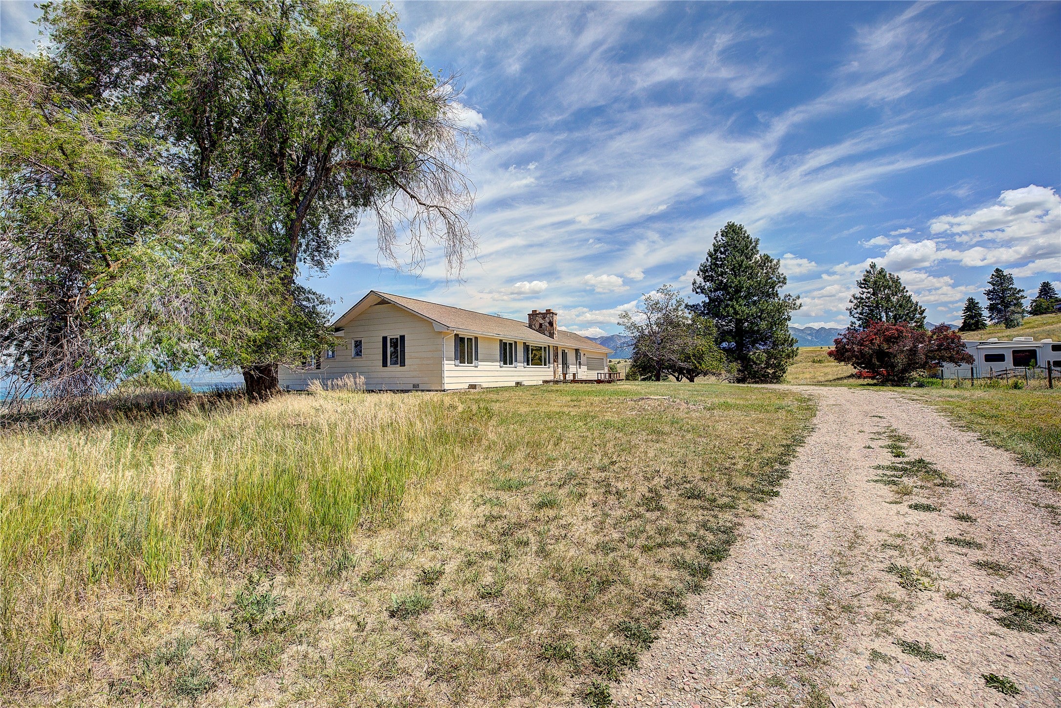 Polson, Montana, 59860, United States, 3 Bedrooms Bedrooms, ,2 BathroomsBathrooms,Residential,For Sale,1827901