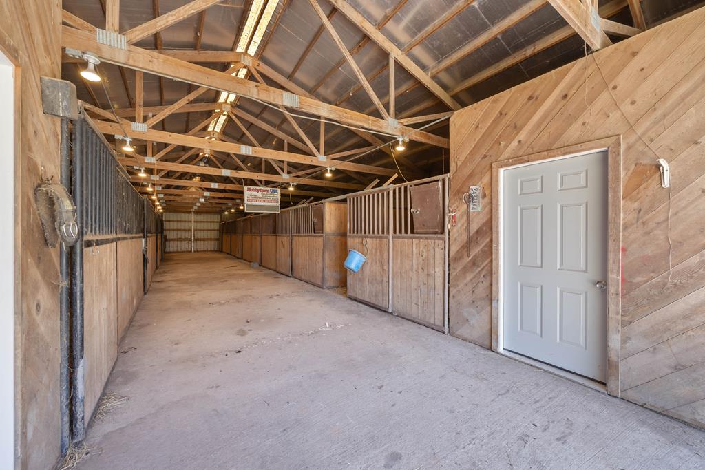 Junction City, Georgia, 31812, United States, 6 Bedrooms Bedrooms, ,5 BathroomsBathrooms,Residential,For Sale,1939165