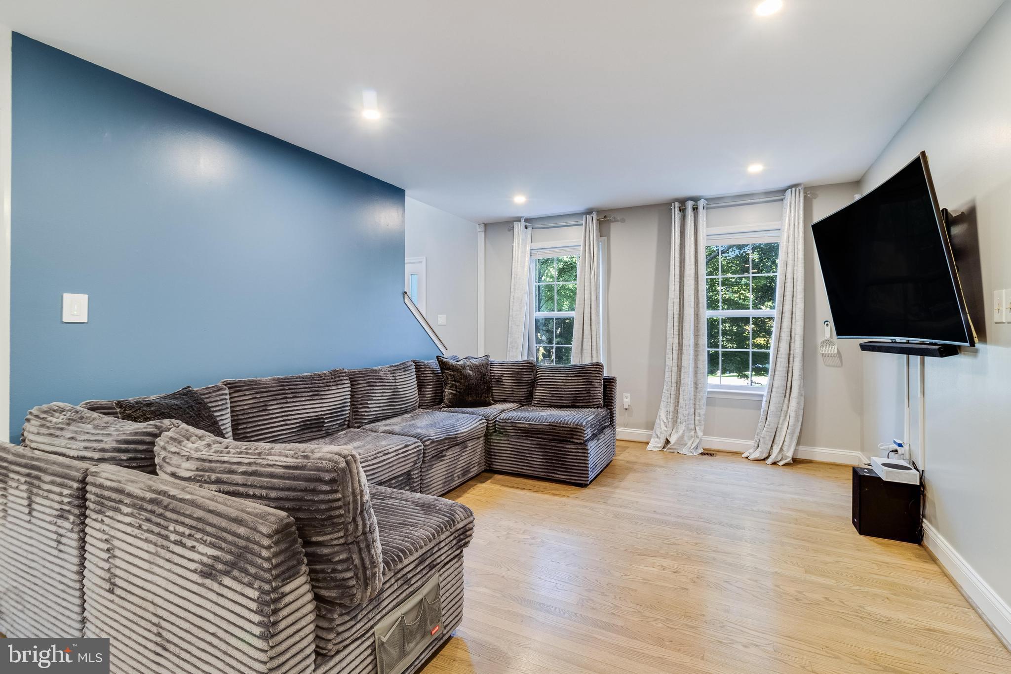 Owings, Maryland, 20736, United States, 4 Bedrooms Bedrooms, ,4 BathroomsBathrooms,Residential,For Sale,1937982