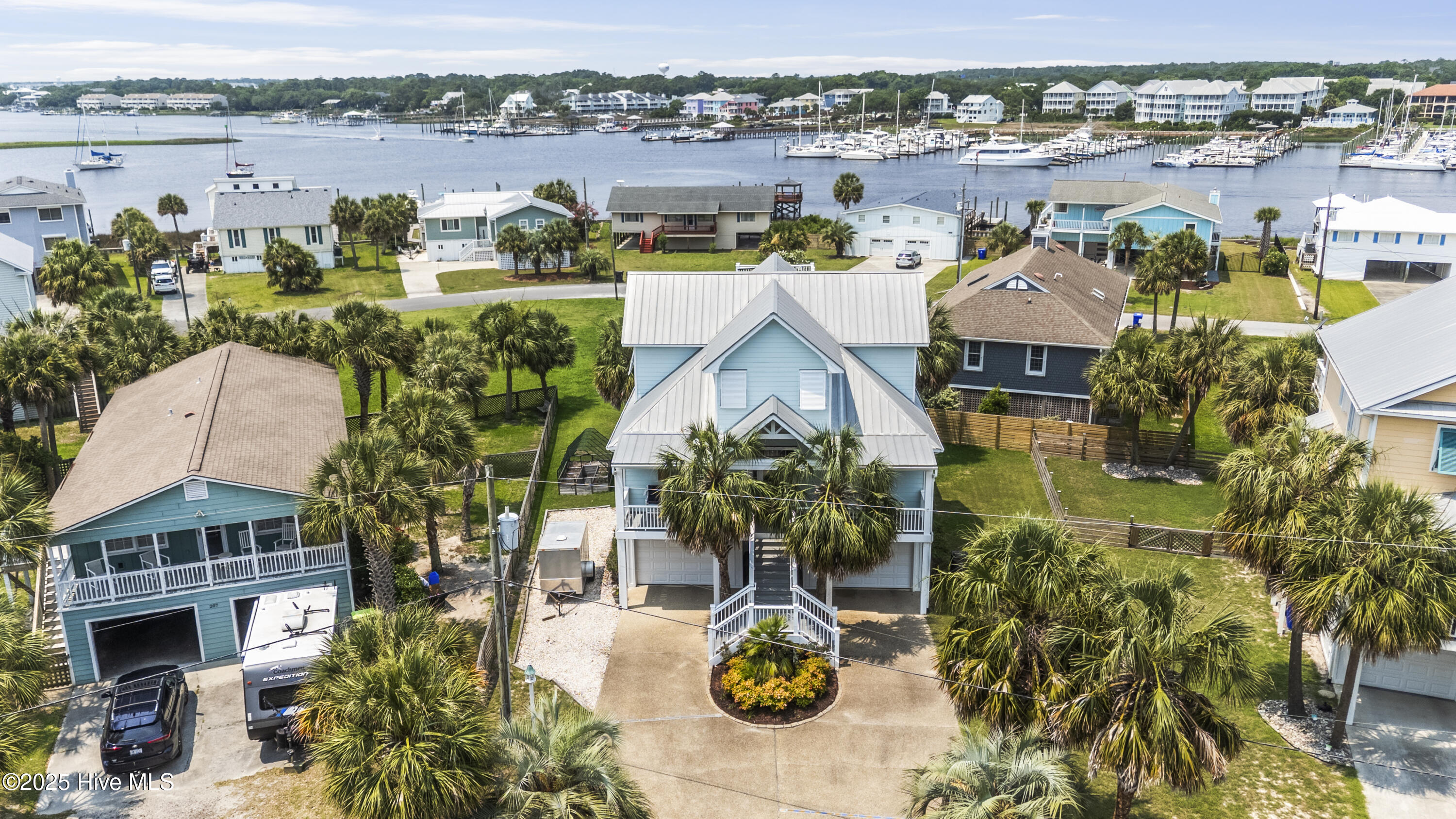 Carolina Beach, North Carolina, 28428, United States, 4 Bedrooms Bedrooms, ,4 BathroomsBathrooms,Residential,For Sale,1848790