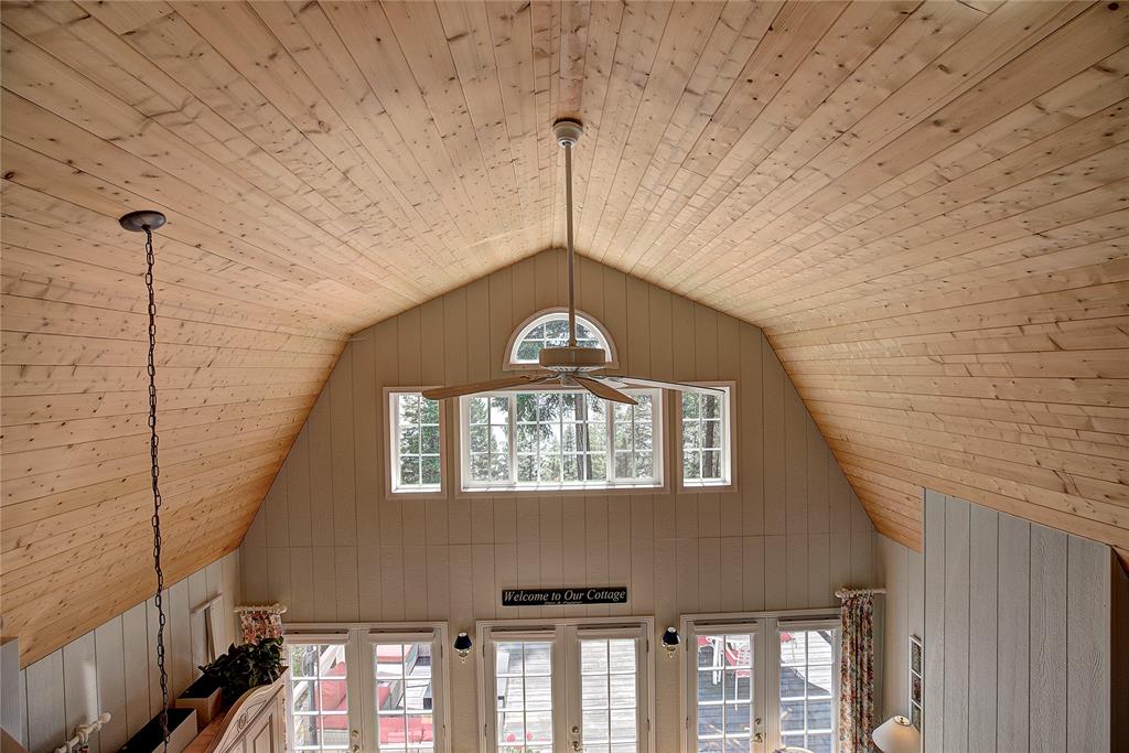 Polson, Montana, 59860, United States, 2 Bedrooms Bedrooms, ,1 BathroomBathrooms,Residential,For Sale,1870410