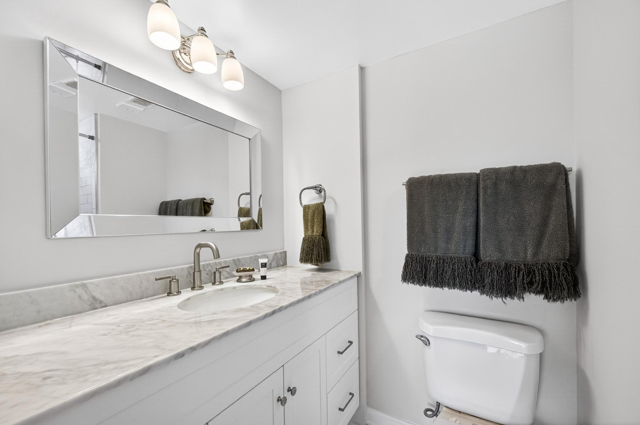  8380 Greensboro Drive, Mclean, VA, 22102 - 物件實景