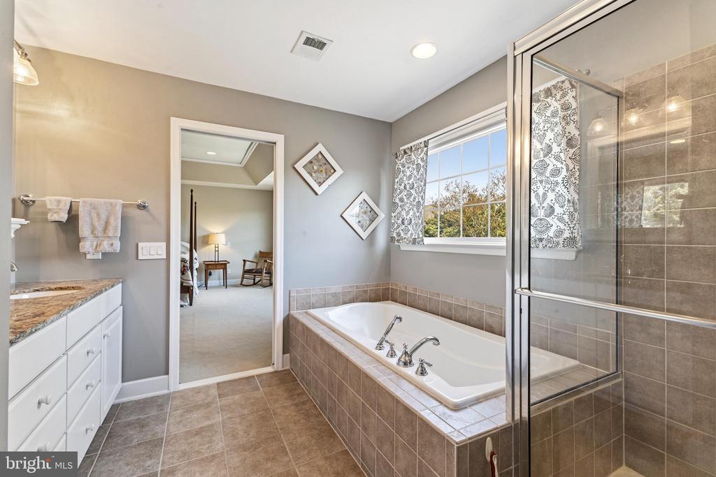 Leesburg, Virginia, 20175, United States, 3 Bedrooms Bedrooms, ,4 BathroomsBathrooms,Residential,For Sale,2049471