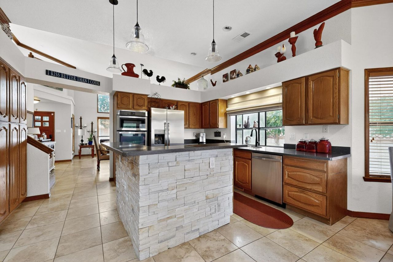 Albuquerque, New Mexico, 87109, United States, 3 Bedrooms Bedrooms, ,3 BathroomsBathrooms,Residential,For Sale,1949452