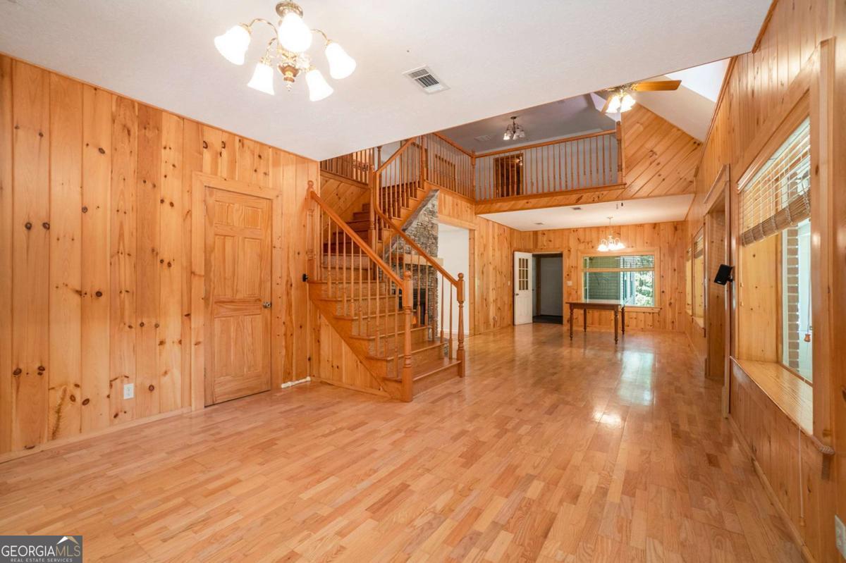 Blairsville, Georgia, 30512, United States, 4 Bedrooms Bedrooms, ,3 BathroomsBathrooms,Residential,For Sale,1859047