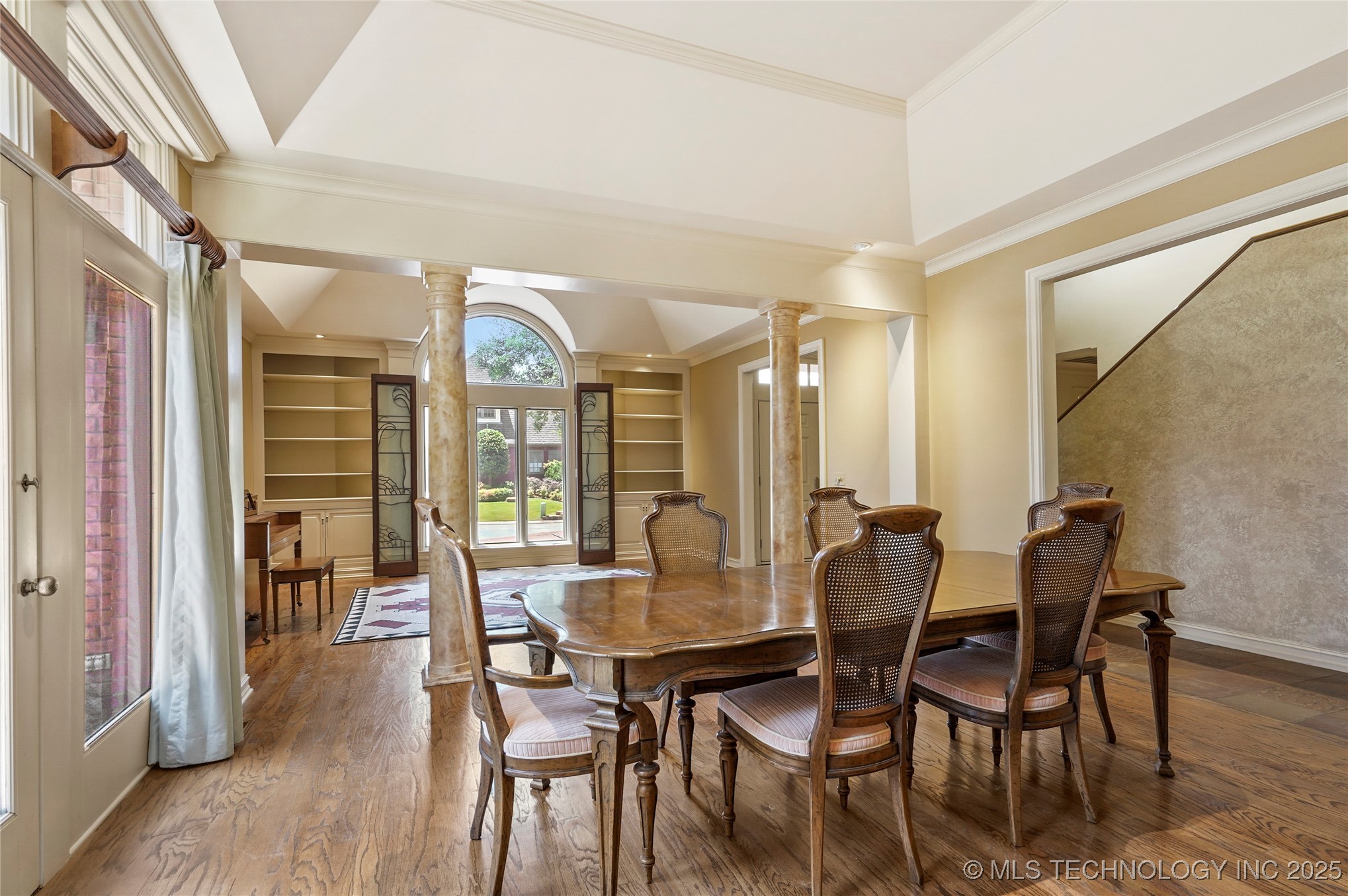 Tulsa, Oklahoma, 74135, United States, 3 Bedrooms Bedrooms, ,4 BathroomsBathrooms,Residential,For Sale,1902130