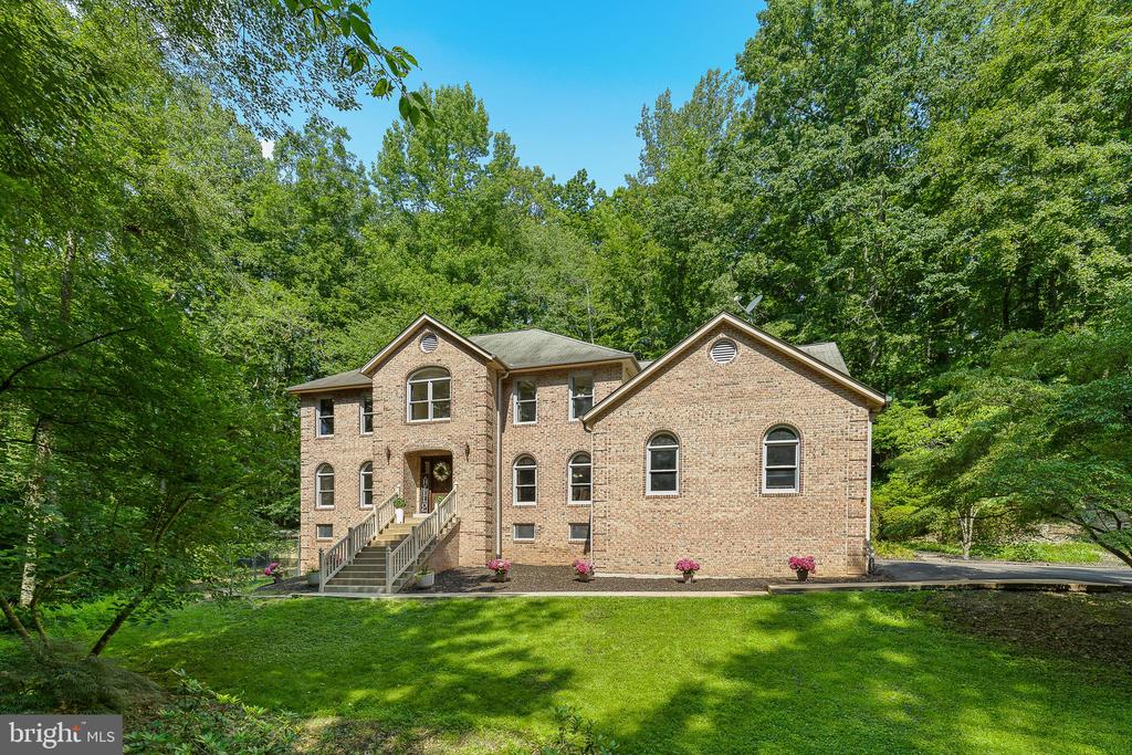 Stafford, Virginia, 22554, United States, 5 Bedrooms Bedrooms, ,4 BathroomsBathrooms,Residential,For Sale,1938309