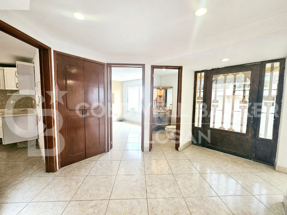Naucalpan de Juárez, Estado de méxico, 53100, Mexico, 3 Bedrooms Bedrooms, ,4 BathroomsBathrooms,Residential,For Sale,1687508