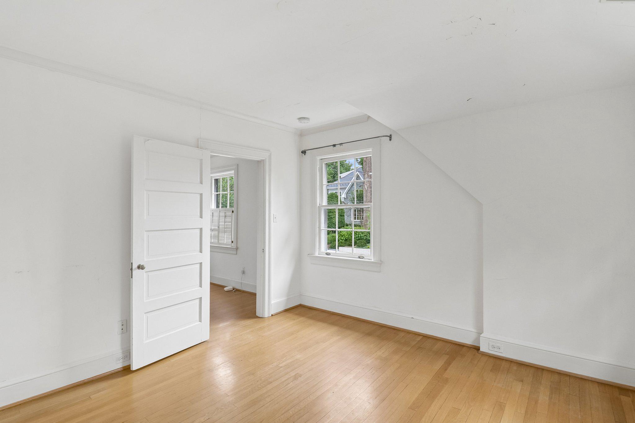  2920 44th Place NW, Washington, DC, 20016 - 物件實景