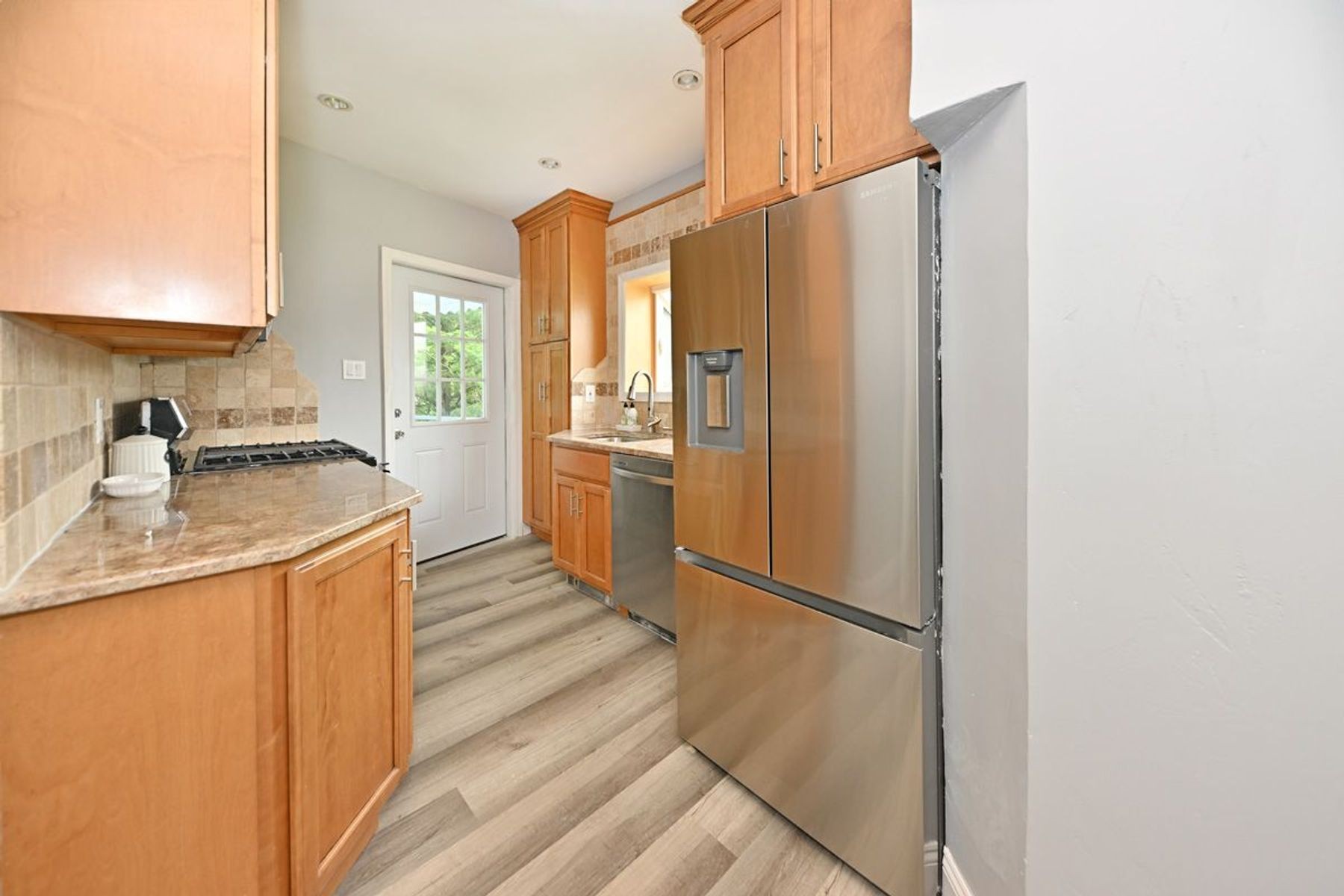  211 Lakeview Drive, Ridgewood, NJ 07450 - 物件實景