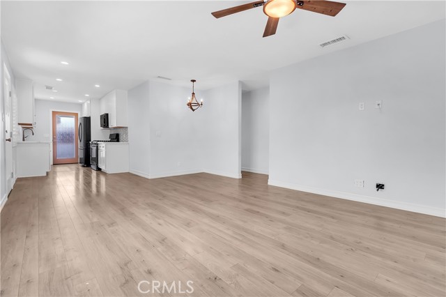 Riverside, California, 92506, United States, 3 Bedrooms Bedrooms, ,2 BathroomsBathrooms,Residential,For Sale,1916003