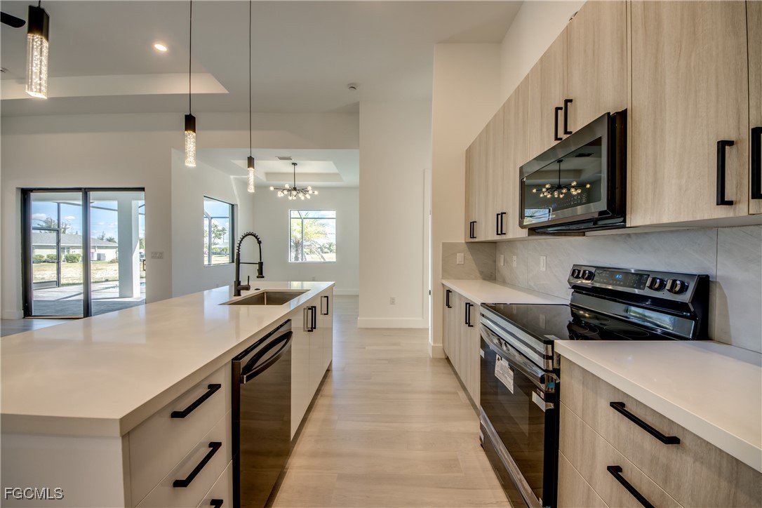 Cape Coral, Florida, 33993, United States, 4 Bedrooms Bedrooms, ,3 BathroomsBathrooms,Residential,For Sale,1983002