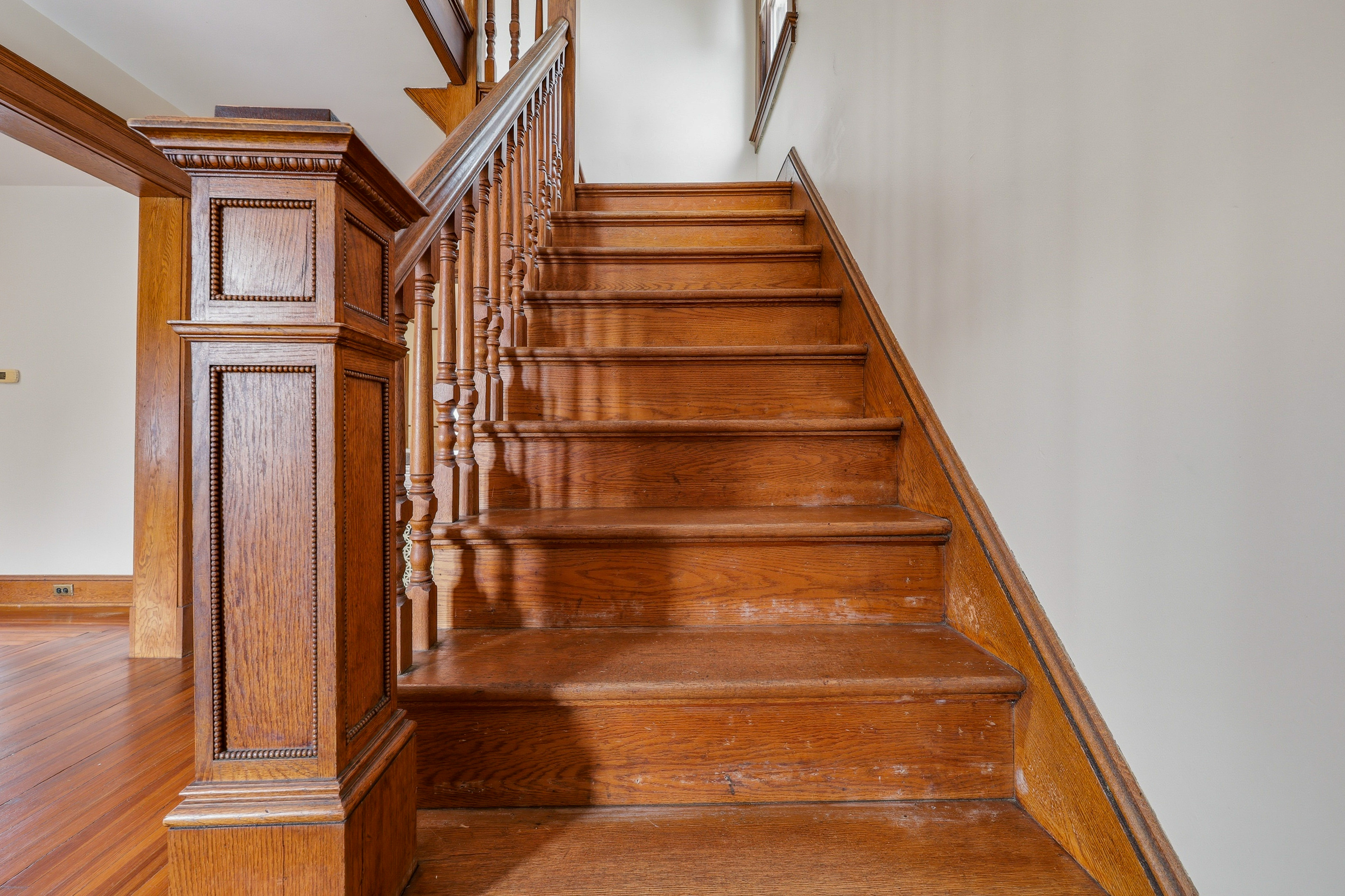  A Classic 1913 Colonial Set in the South Farms Area - 物件實景