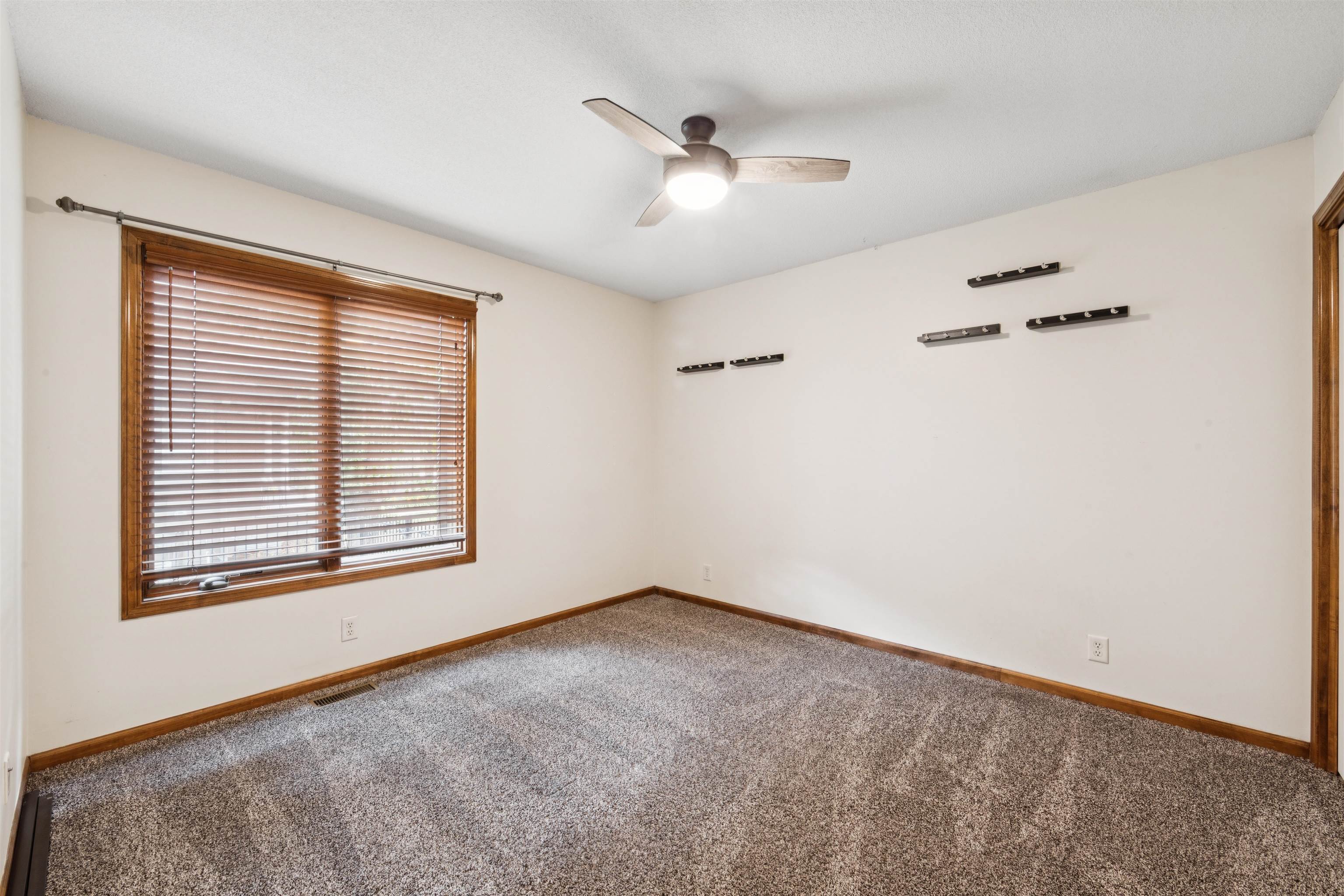 Wichita, Kansas, 67205, United States, 5 Bedrooms Bedrooms, ,3 BathroomsBathrooms,Residential,For Sale,1847235