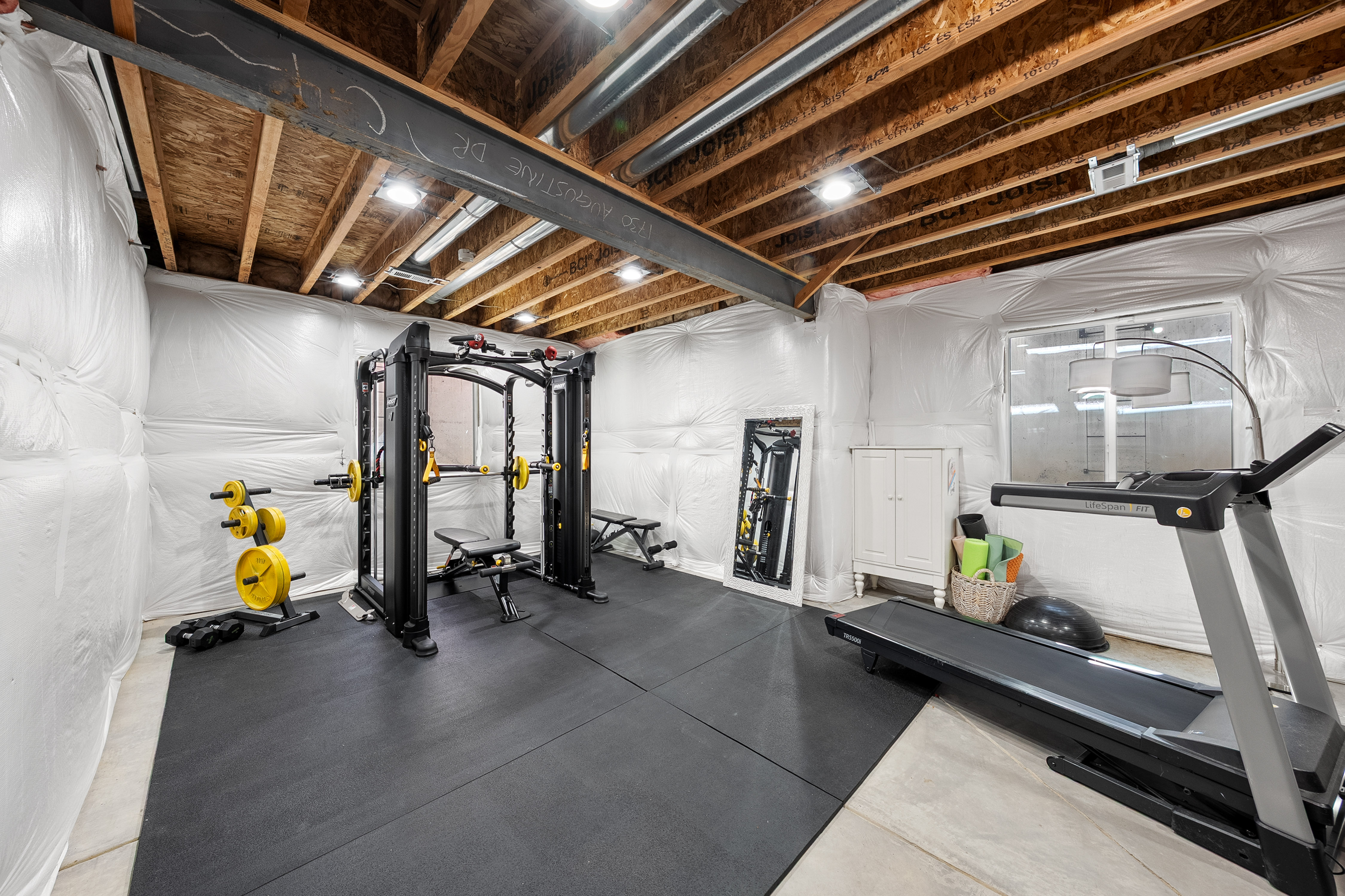  Set on an Impressive 0.35 Acre Homesite, the Outdoor Experience is Captivating - 物件實景