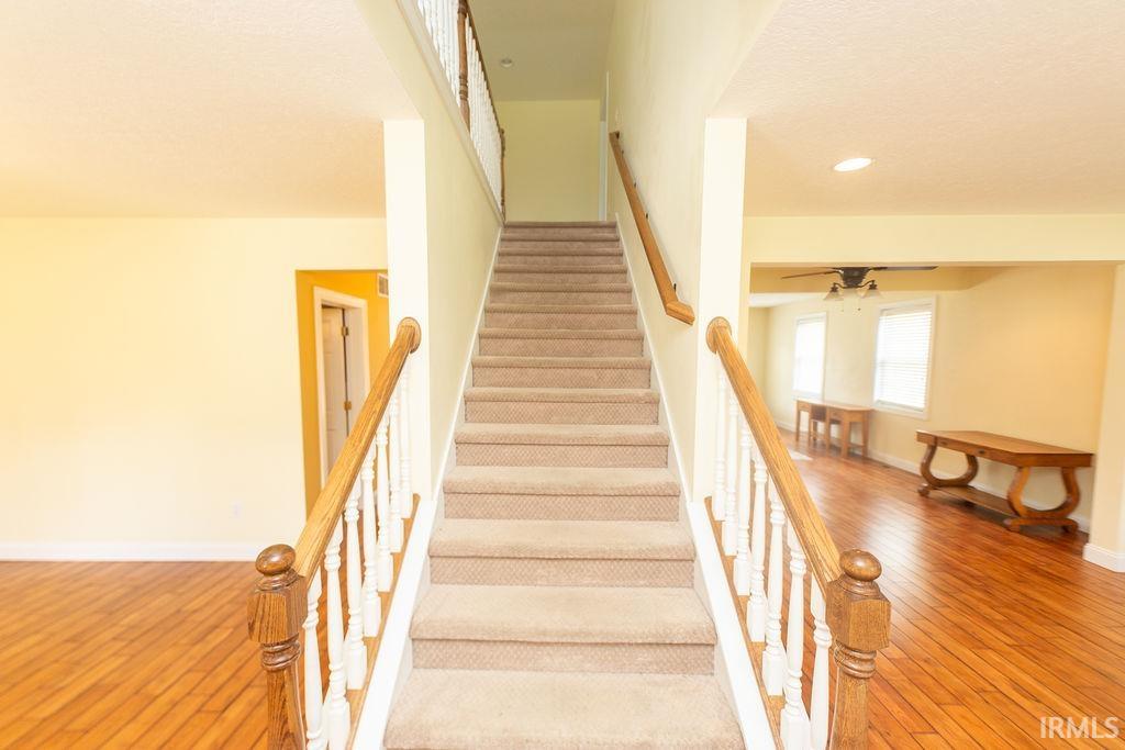 Unionville, Indiana, 47468, United States, 3 Bedrooms Bedrooms, ,4 BathroomsBathrooms,Residential,For Sale,1943057