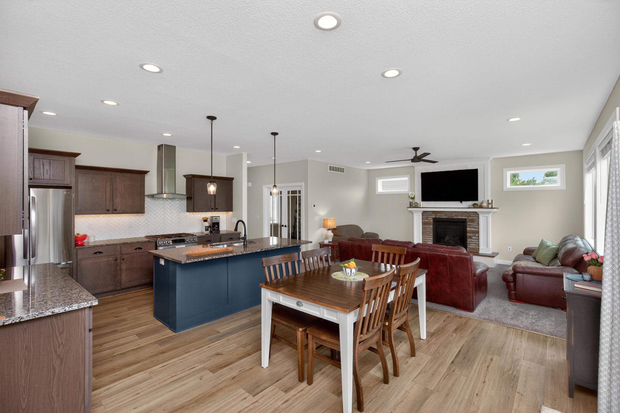 Ames, Iowa, 50014, United States, 4 Bedrooms Bedrooms, ,3 BathroomsBathrooms,Residential,For Sale,2049090