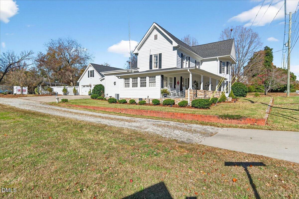 Youngsville, North Carolina, 27596, United States, 3 Bedrooms Bedrooms, ,3 BathroomsBathrooms,Residential,For Sale,1990196