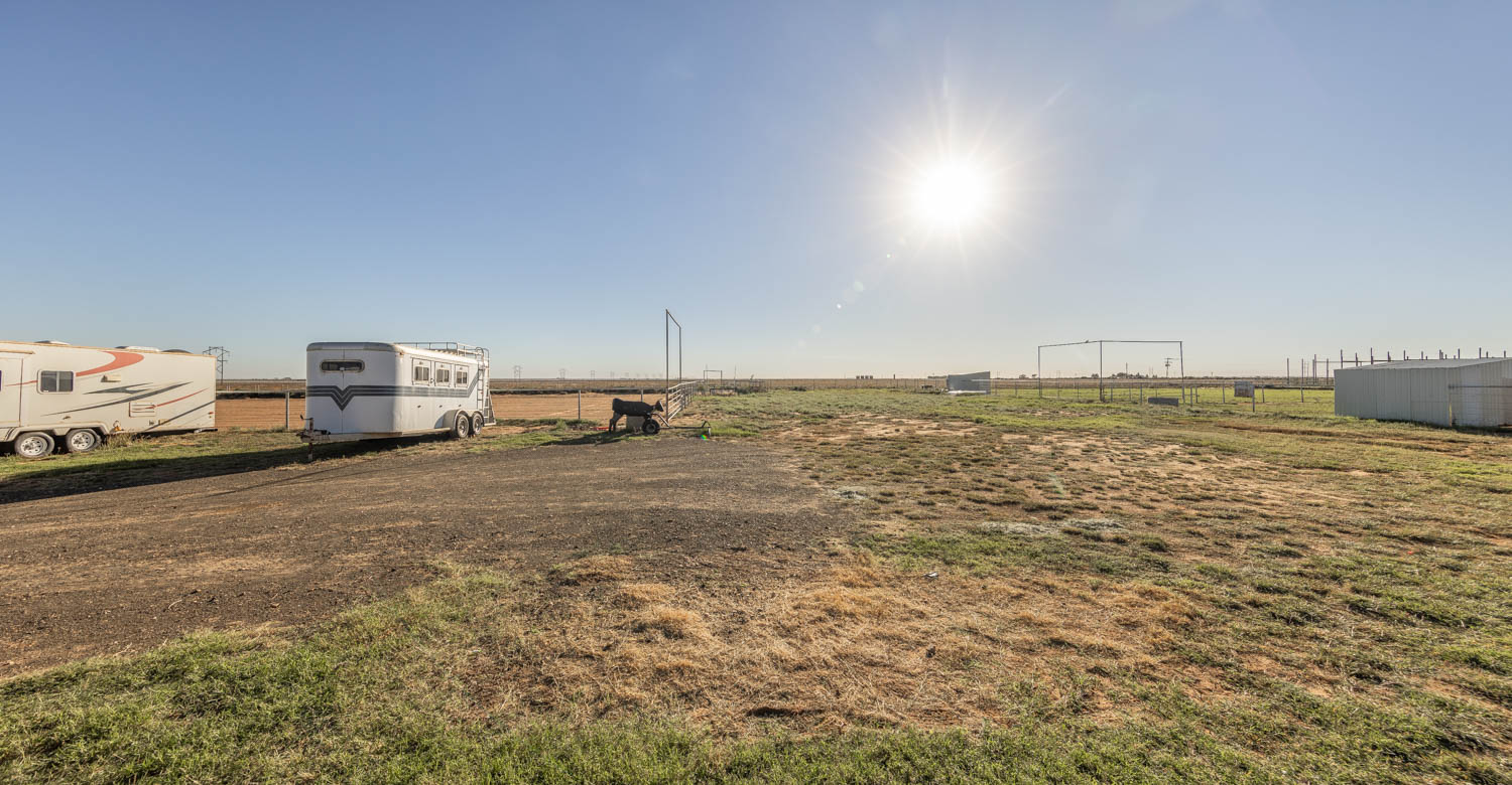 Levelland, Texas, 79336, United States, 4 Bedrooms Bedrooms, ,3 BathroomsBathrooms,Residential,For Sale,1901837