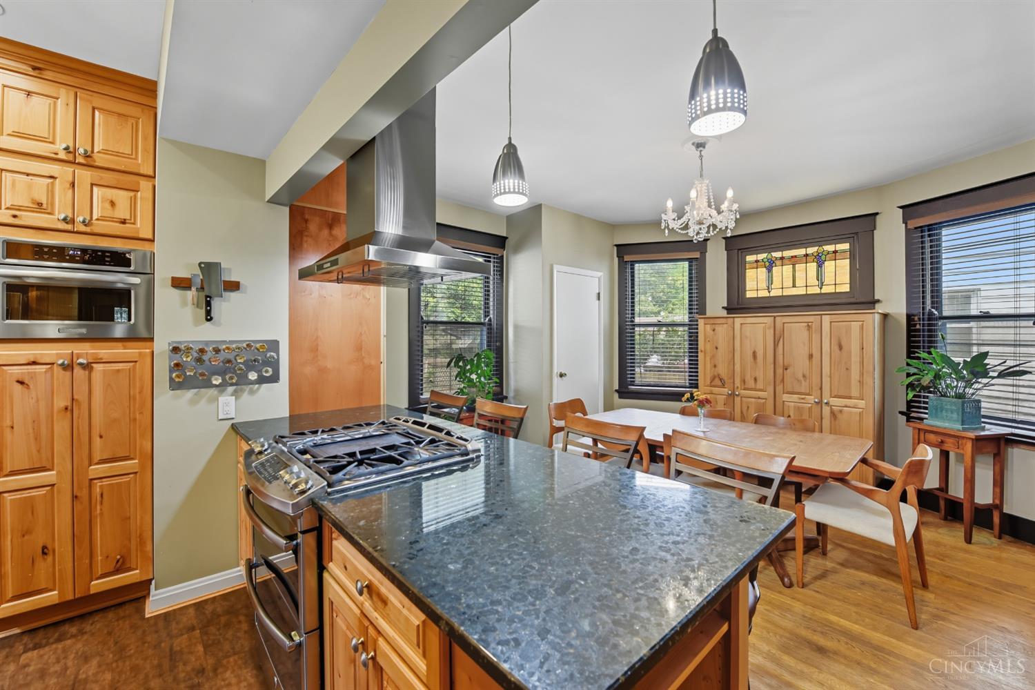 Cincinnati, Ohio, 45209, United States, 5 Bedrooms Bedrooms, ,2 BathroomsBathrooms,Residential,For Sale,1966693