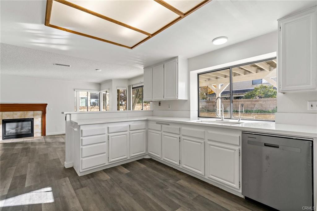 Lancaster, California, 93536, United States, 4 Bedrooms Bedrooms, ,3 BathroomsBathrooms,Residential,For Sale,2006285