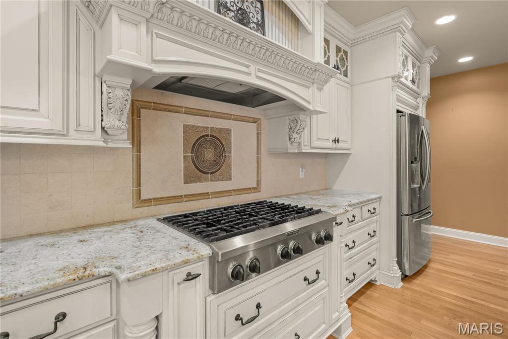 Charleston, Missouri, 63834, United States, 5 Bedrooms Bedrooms, ,4 BathroomsBathrooms,Residential,For Sale,1938215