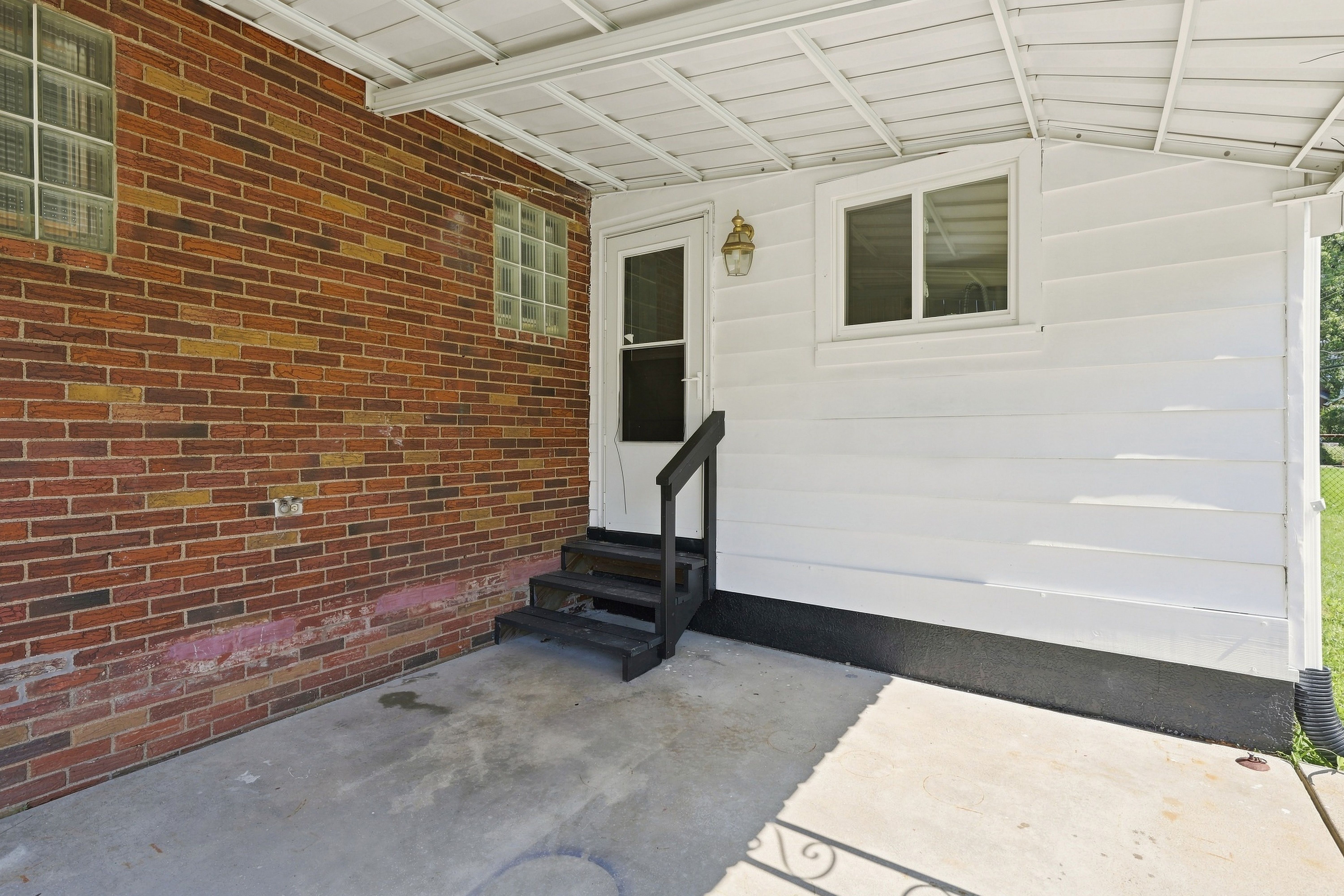  705 Greenlee Road, Whitehall, PA 15227 - 物件實景