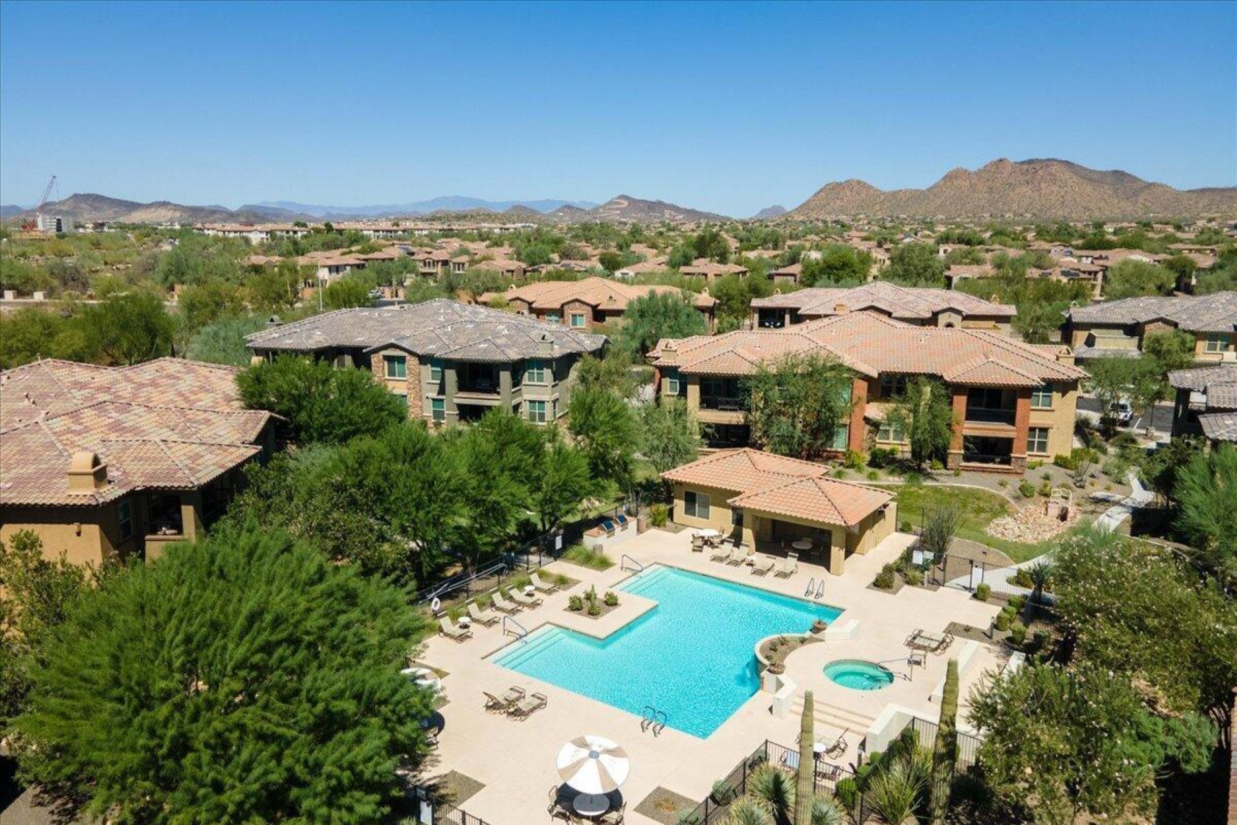  2425 W Bronco Butte Trail¦Phoenix, AZ - 物件實景