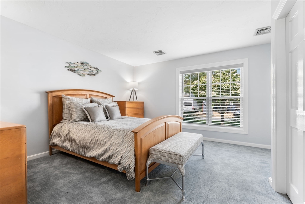 Yarmouth, Massachusetts, 02673, United States, 10 Bedrooms Bedrooms, ,10 BathroomsBathrooms,Residential,For Sale,1876062