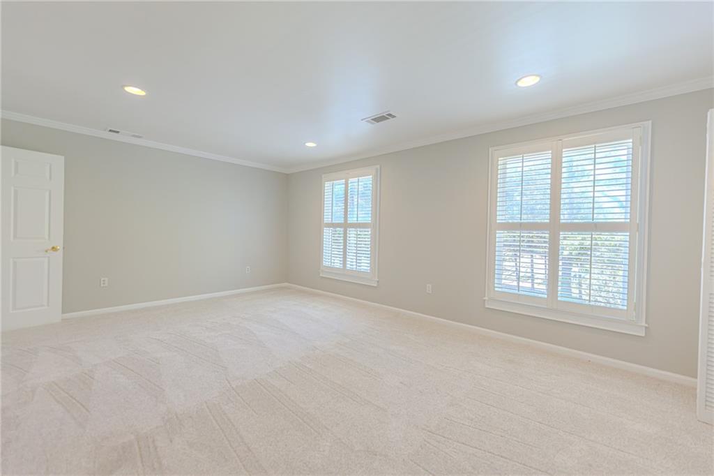 Atlanta, Georgia, 30350, United States, 5 Bedrooms Bedrooms, ,5 BathroomsBathrooms,Residential,For Sale,1987356