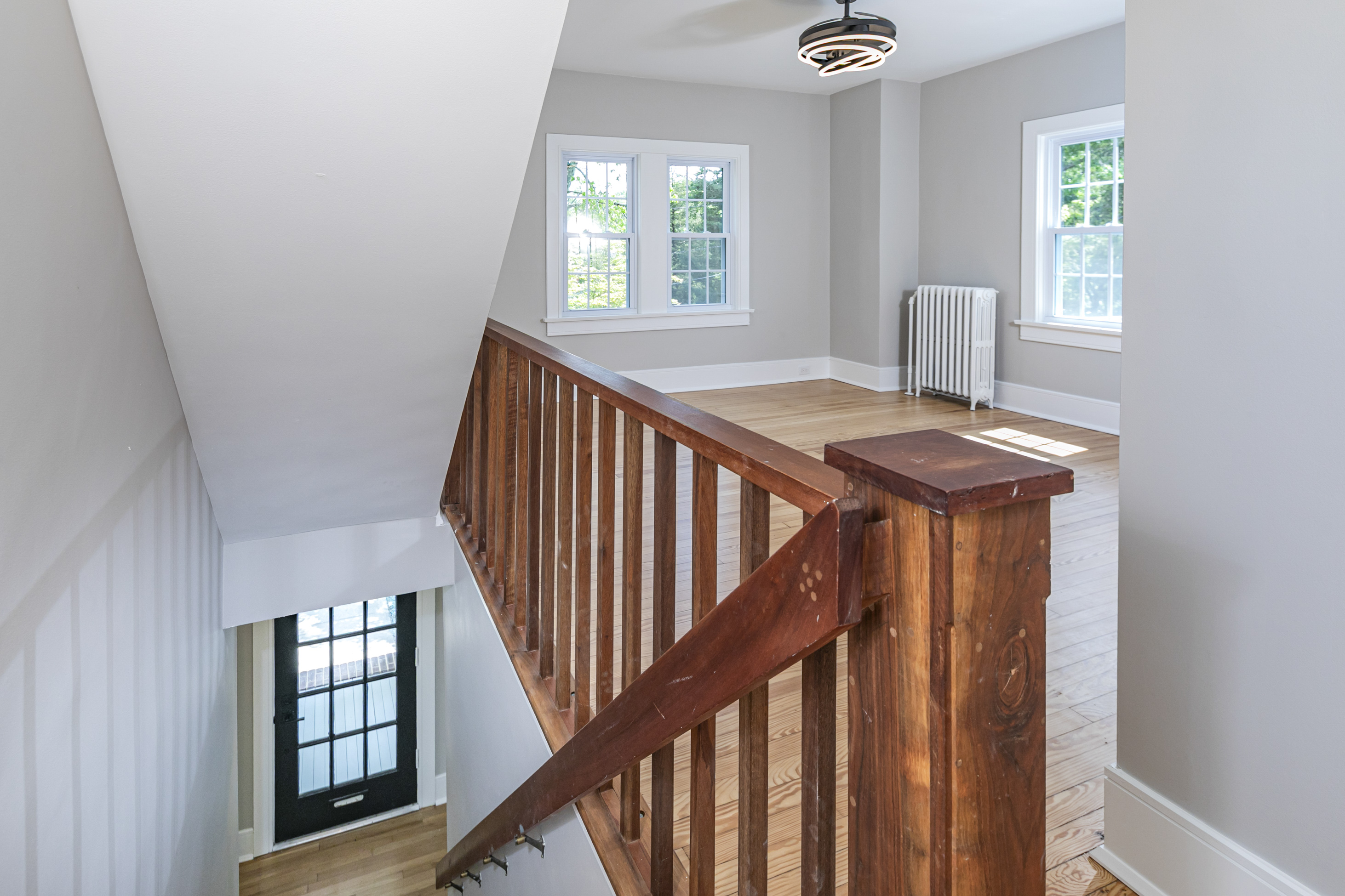  Smartly Updated Vintage Home with a Perfect Location - 物件實景